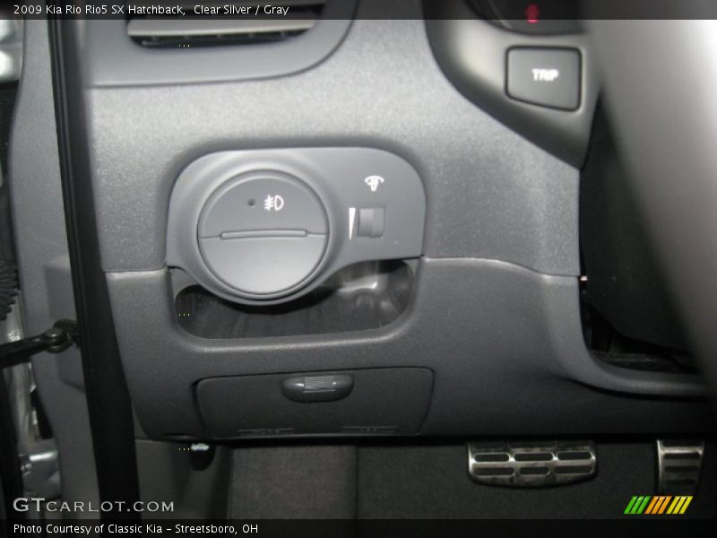 Clear Silver / Gray 2009 Kia Rio Rio5 SX Hatchback