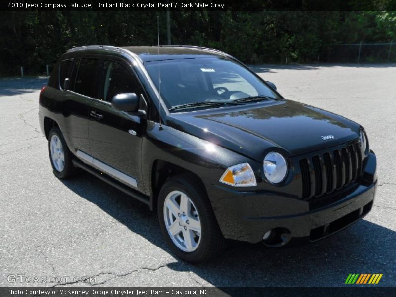 Brilliant Black Crystal Pearl / Dark Slate Gray 2010 Jeep Compass Latitude