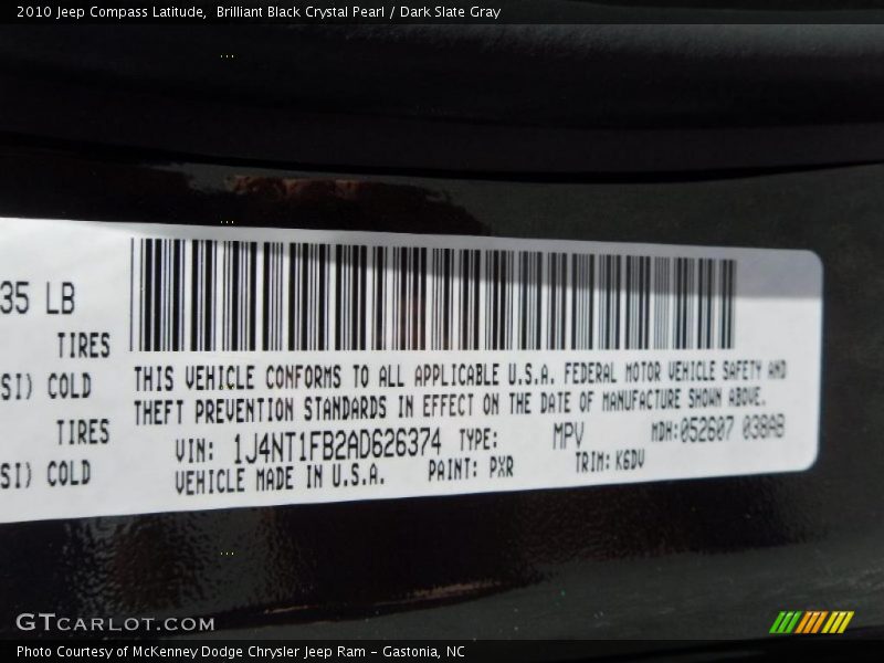Brilliant Black Crystal Pearl / Dark Slate Gray 2010 Jeep Compass Latitude