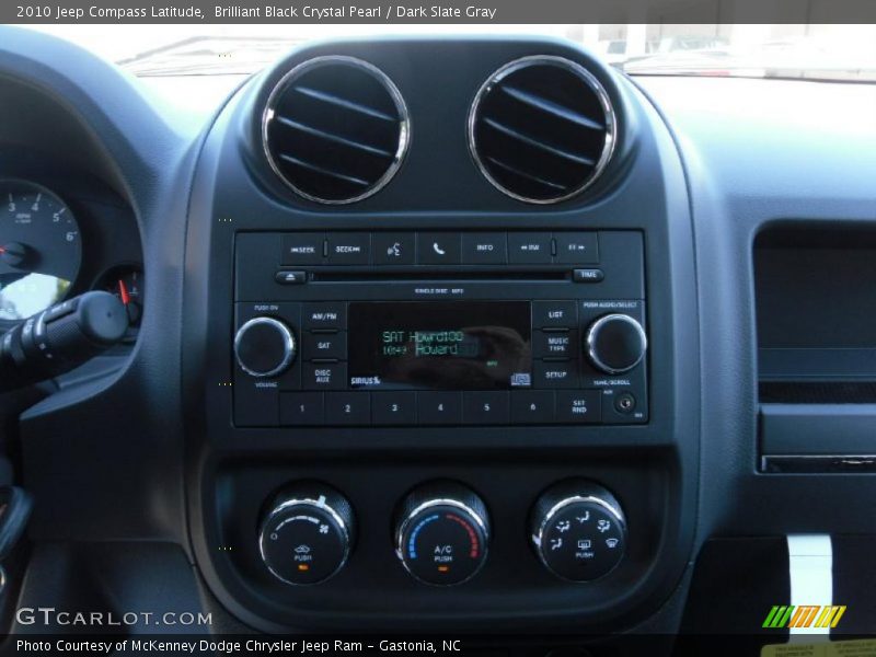 Brilliant Black Crystal Pearl / Dark Slate Gray 2010 Jeep Compass Latitude