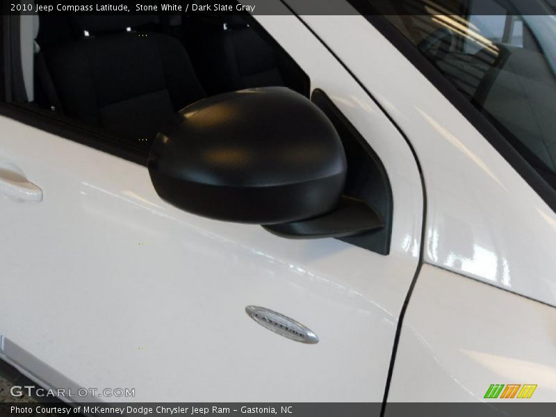 Stone White / Dark Slate Gray 2010 Jeep Compass Latitude