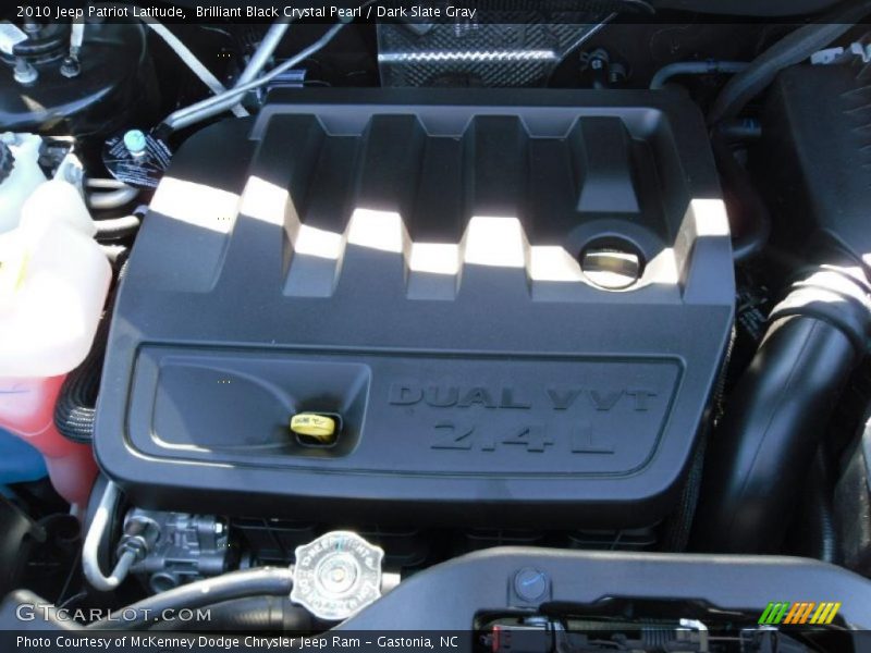 Brilliant Black Crystal Pearl / Dark Slate Gray 2010 Jeep Patriot Latitude