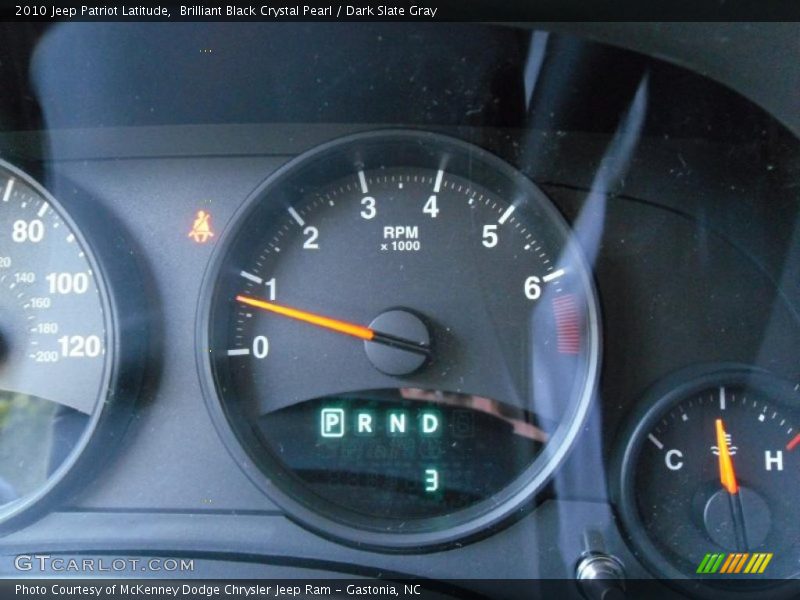 Brilliant Black Crystal Pearl / Dark Slate Gray 2010 Jeep Patriot Latitude