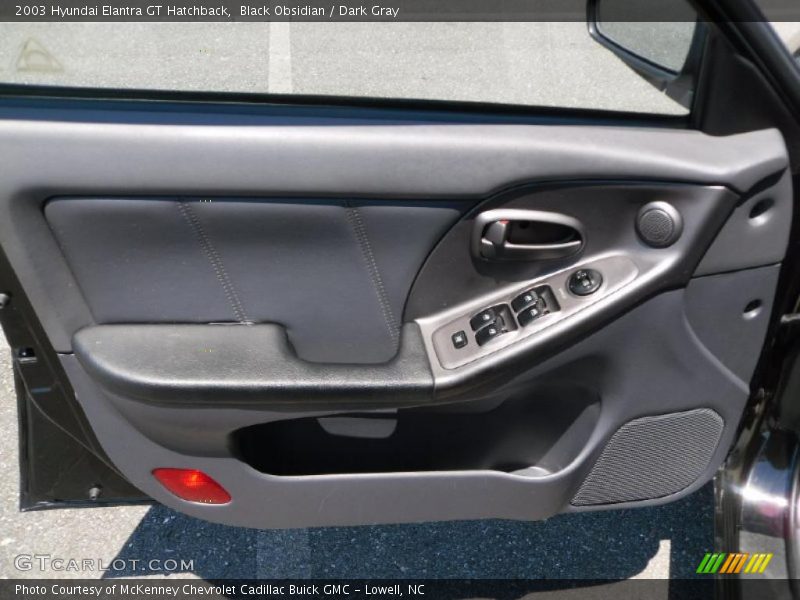Black Obsidian / Dark Gray 2003 Hyundai Elantra GT Hatchback