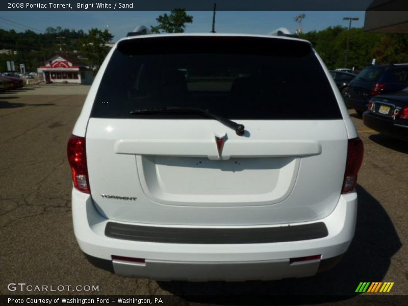 Bright White / Sand 2008 Pontiac Torrent