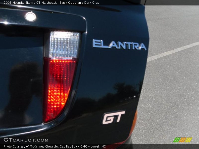 Black Obsidian / Dark Gray 2003 Hyundai Elantra GT Hatchback