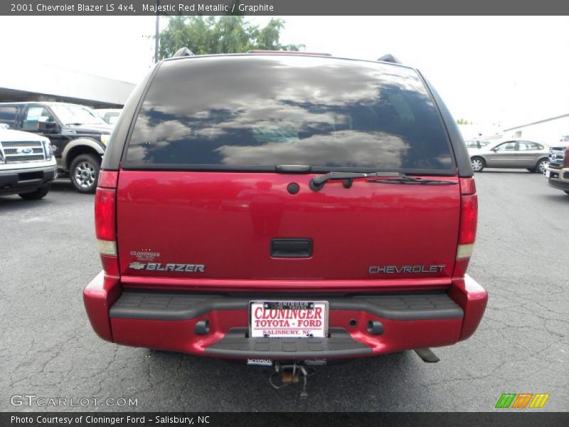 Majestic Red Metallic / Graphite 2001 Chevrolet Blazer LS 4x4
