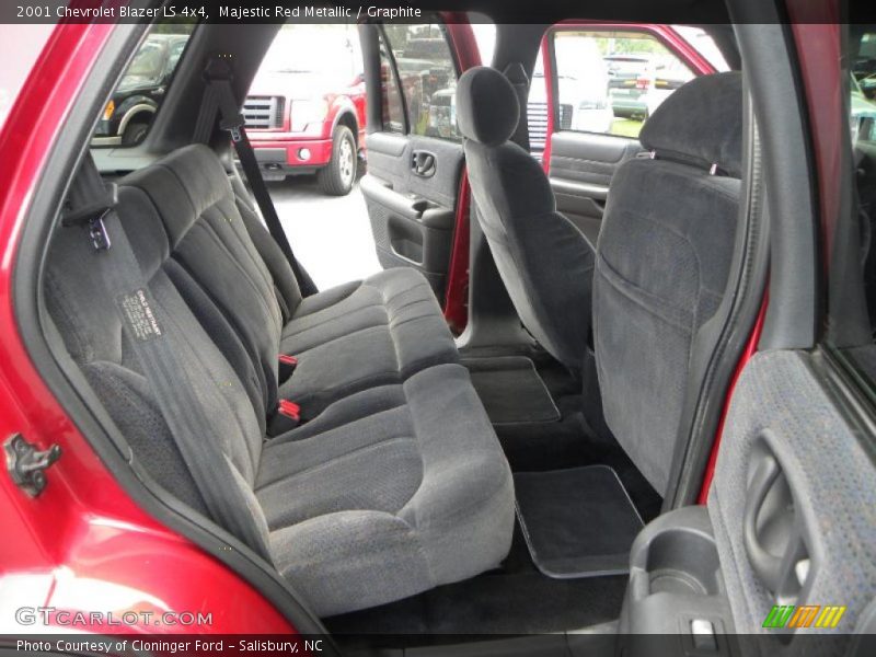 Majestic Red Metallic / Graphite 2001 Chevrolet Blazer LS 4x4