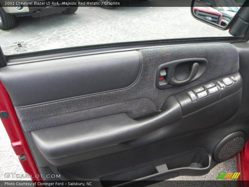 Majestic Red Metallic / Graphite 2001 Chevrolet Blazer LS 4x4