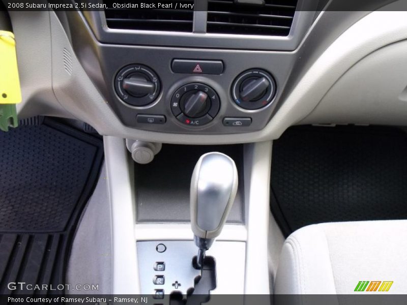 Obsidian Black Pearl / Ivory 2008 Subaru Impreza 2.5i Sedan