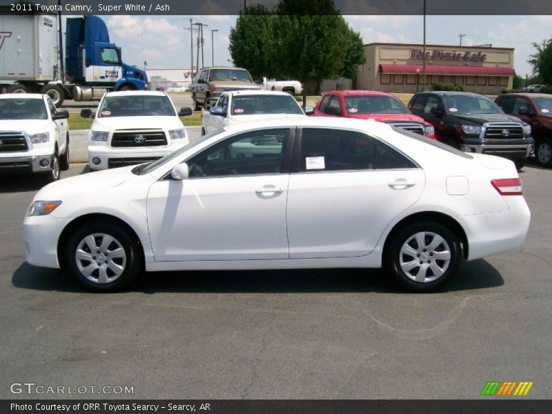 Super White / Ash 2011 Toyota Camry