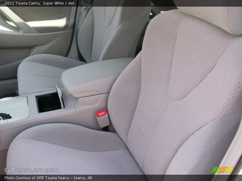 Super White / Ash 2011 Toyota Camry
