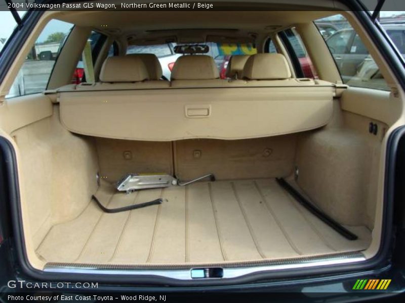 Northern Green Metallic / Beige 2004 Volkswagen Passat GLS Wagon