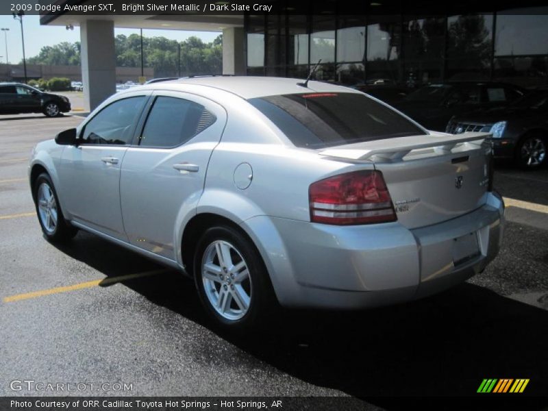 Bright Silver Metallic / Dark Slate Gray 2009 Dodge Avenger SXT