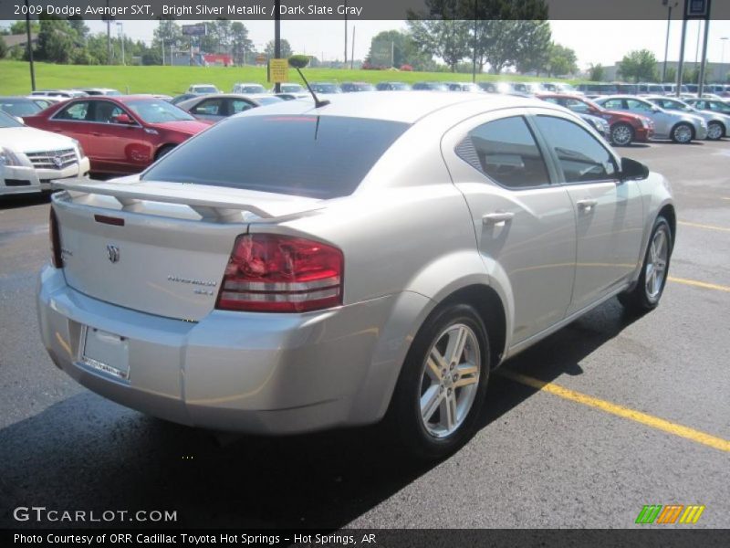 Bright Silver Metallic / Dark Slate Gray 2009 Dodge Avenger SXT