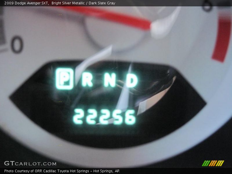 Bright Silver Metallic / Dark Slate Gray 2009 Dodge Avenger SXT