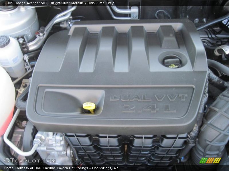 Bright Silver Metallic / Dark Slate Gray 2009 Dodge Avenger SXT