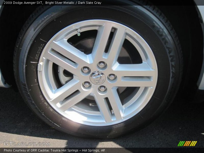 Bright Silver Metallic / Dark Slate Gray 2009 Dodge Avenger SXT