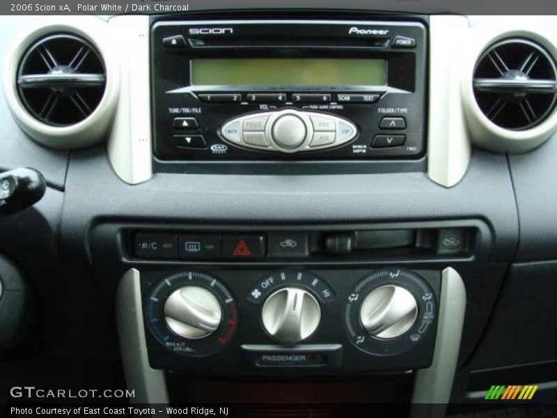Polar White / Dark Charcoal 2006 Scion xA