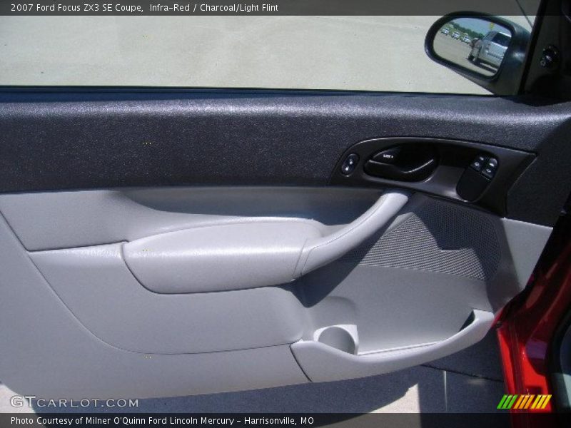 Infra-Red / Charcoal/Light Flint 2007 Ford Focus ZX3 SE Coupe