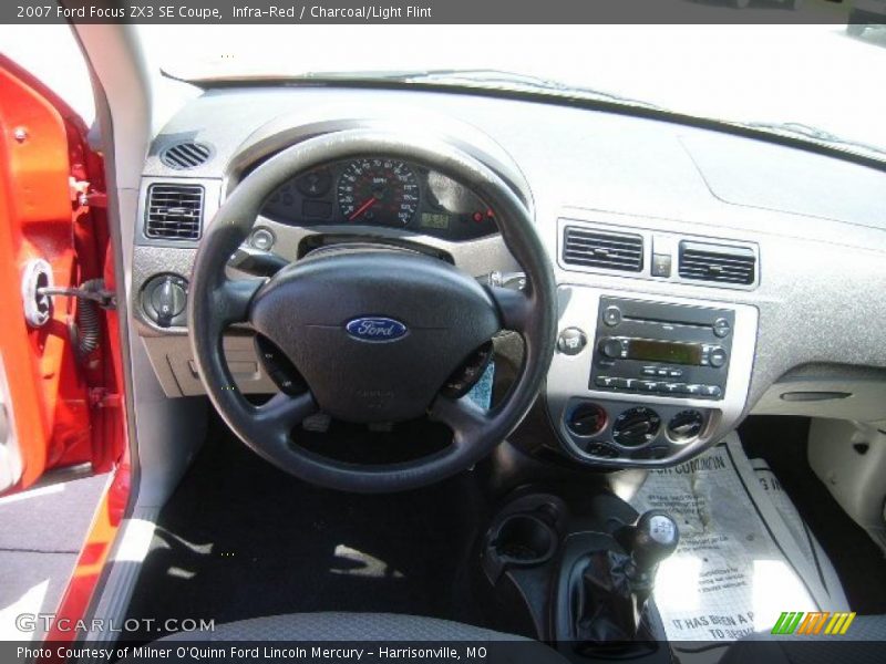 Infra-Red / Charcoal/Light Flint 2007 Ford Focus ZX3 SE Coupe
