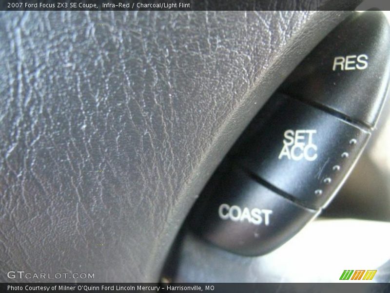Infra-Red / Charcoal/Light Flint 2007 Ford Focus ZX3 SE Coupe