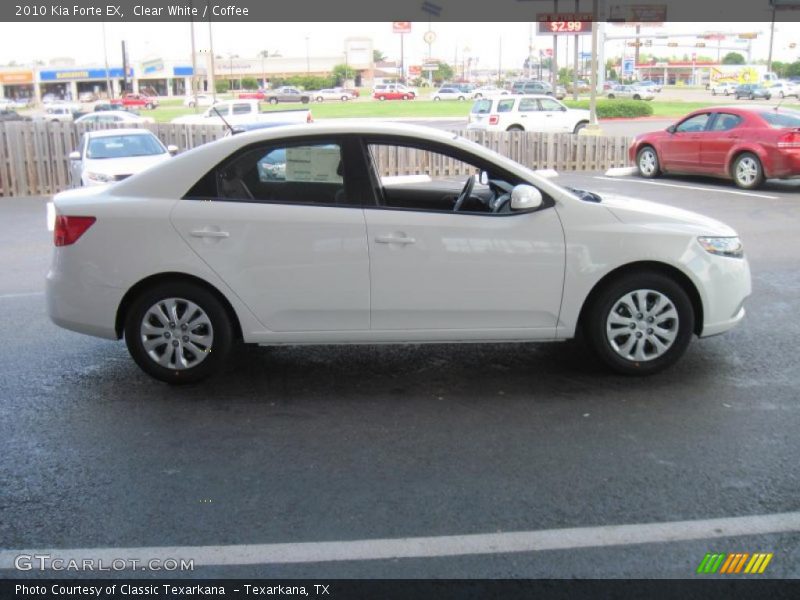 Clear White / Coffee 2010 Kia Forte EX