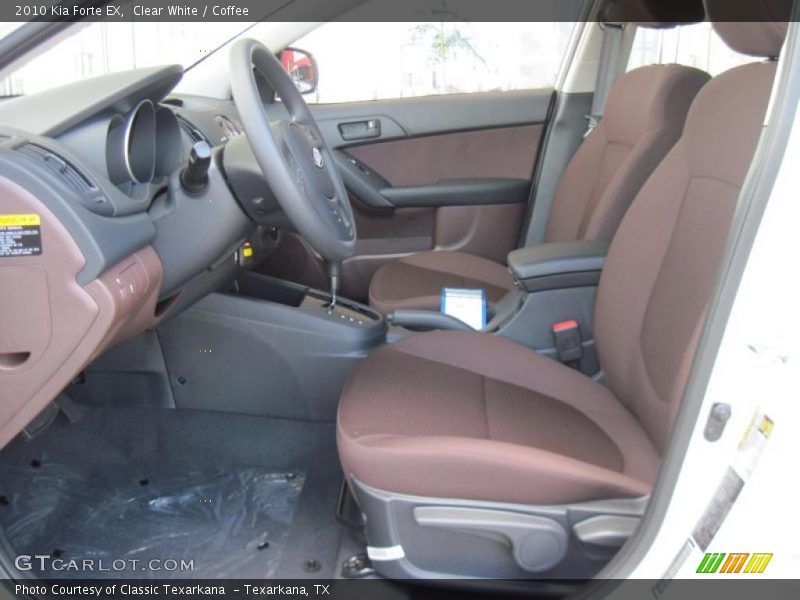 Clear White / Coffee 2010 Kia Forte EX