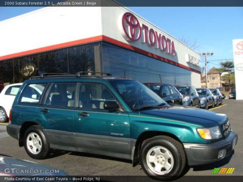 Arcadia Green / Beige 2000 Subaru Forester 2.5 L