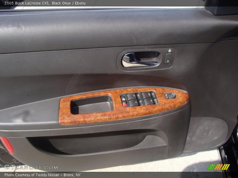 Black Onyx / Ebony 2005 Buick LaCrosse CXS