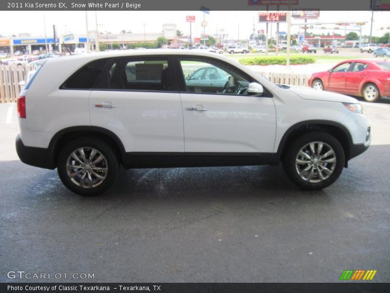 Snow White Pearl / Beige 2011 Kia Sorento EX