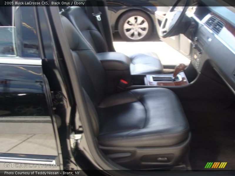 Black Onyx / Ebony 2005 Buick LaCrosse CXS