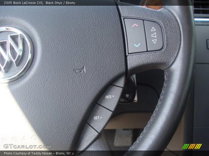 Black Onyx / Ebony 2005 Buick LaCrosse CXS
