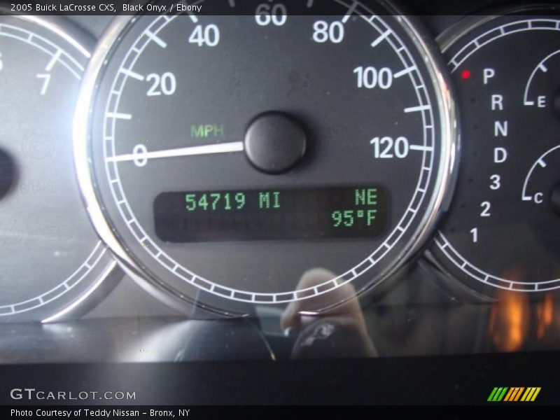 Black Onyx / Ebony 2005 Buick LaCrosse CXS