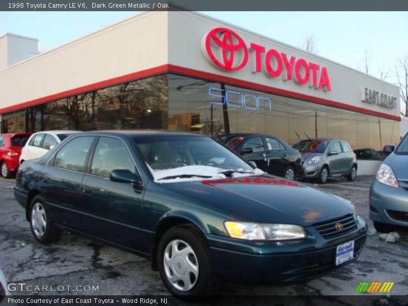 Dark Green Metallic / Oak 1998 Toyota Camry LE V6