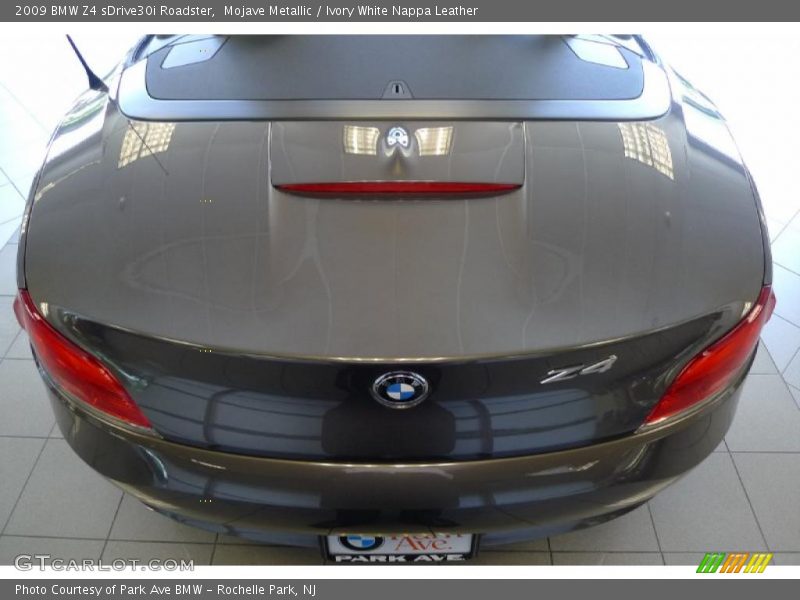 Mojave Metallic / Ivory White Nappa Leather 2009 BMW Z4 sDrive30i Roadster
