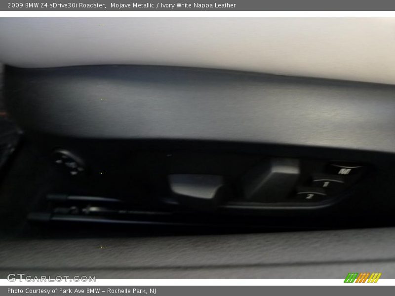 Mojave Metallic / Ivory White Nappa Leather 2009 BMW Z4 sDrive30i Roadster