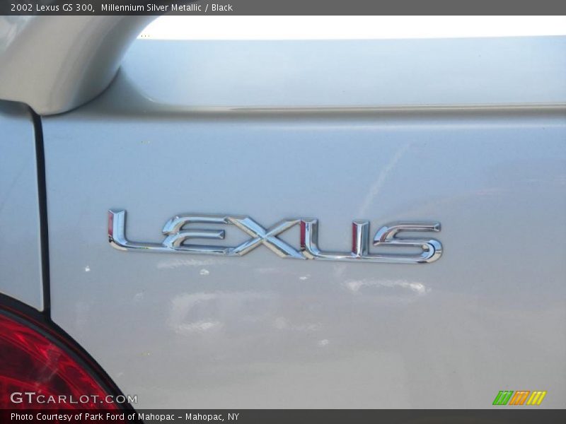 Millennium Silver Metallic / Black 2002 Lexus GS 300