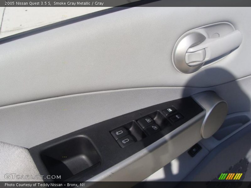 Smoke Gray Metallic / Gray 2005 Nissan Quest 3.5 S