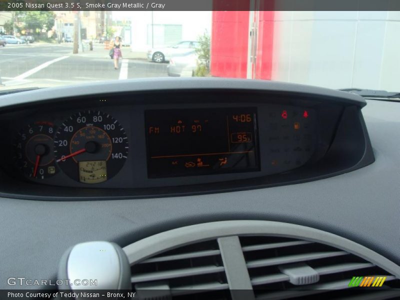 Smoke Gray Metallic / Gray 2005 Nissan Quest 3.5 S