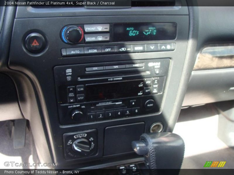 Super Black / Charcoal 2004 Nissan Pathfinder LE Platinum 4x4