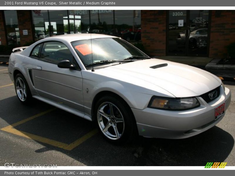 Silver Metallic / Medium Graphite 2001 Ford Mustang V6 Coupe