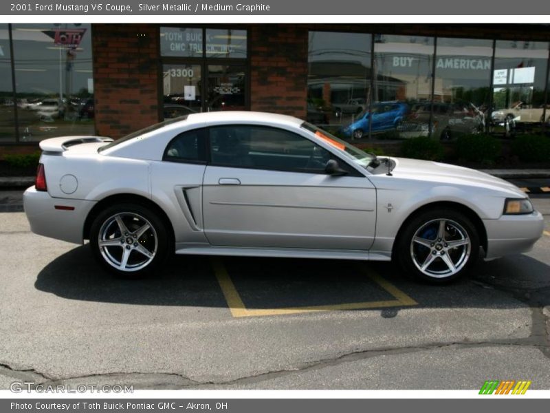 Silver Metallic / Medium Graphite 2001 Ford Mustang V6 Coupe