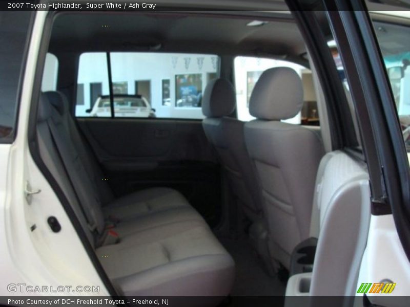 Super White / Ash Gray 2007 Toyota Highlander