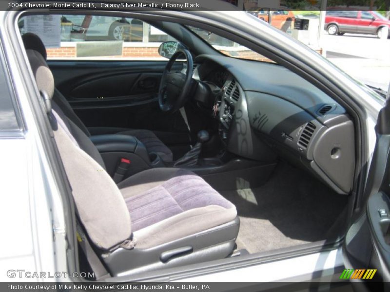 Galaxy Silver Metallic / Ebony Black 2004 Chevrolet Monte Carlo LS
