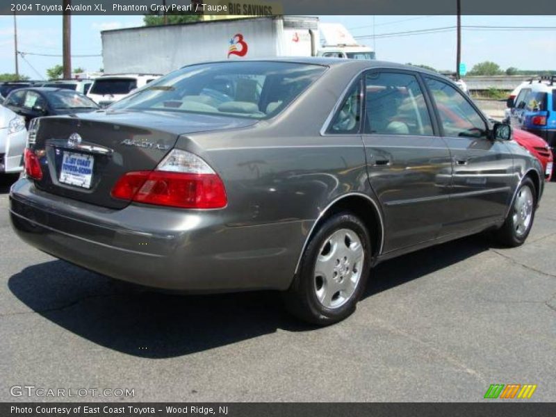 Phantom Gray Pearl / Taupe 2004 Toyota Avalon XL