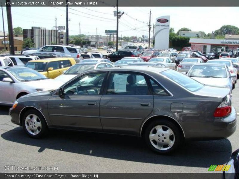 Phantom Gray Pearl / Taupe 2004 Toyota Avalon XL