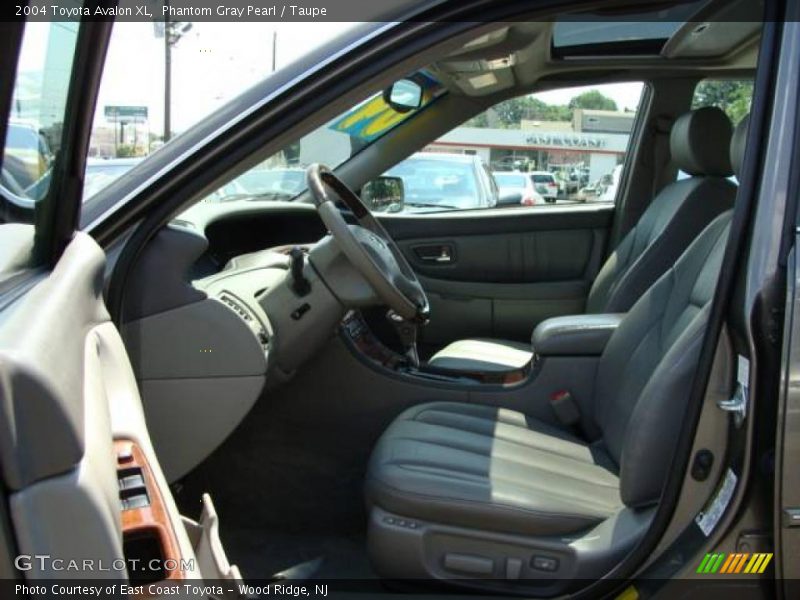 Phantom Gray Pearl / Taupe 2004 Toyota Avalon XL