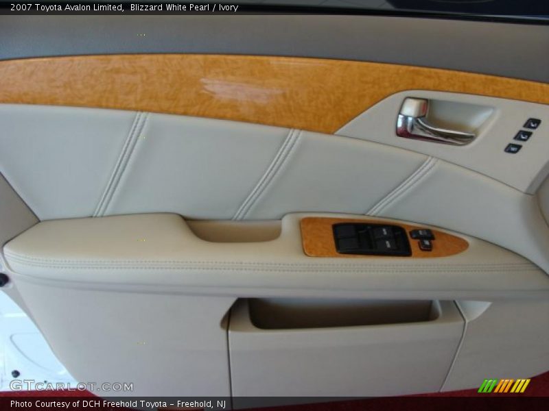 Blizzard White Pearl / Ivory 2007 Toyota Avalon Limited