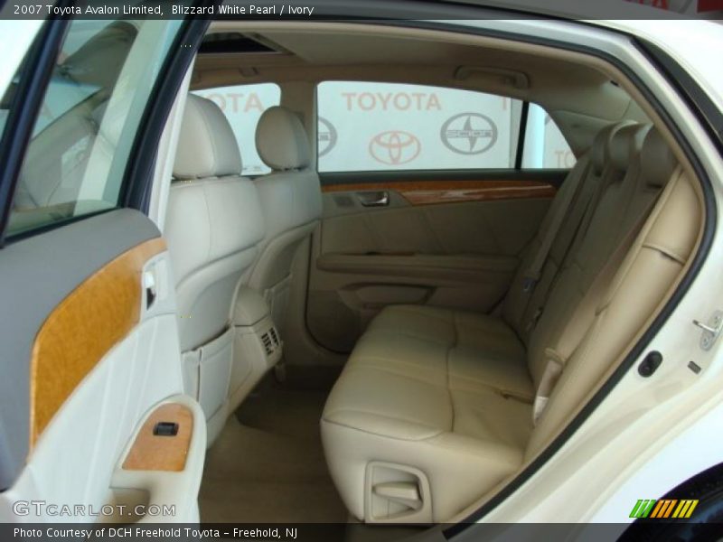 Blizzard White Pearl / Ivory 2007 Toyota Avalon Limited